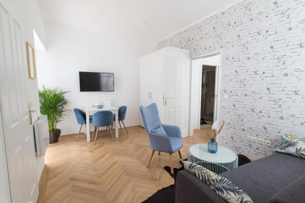 Josef'S Home I Studio In Prime Location I Patio Vienna Exterior photo